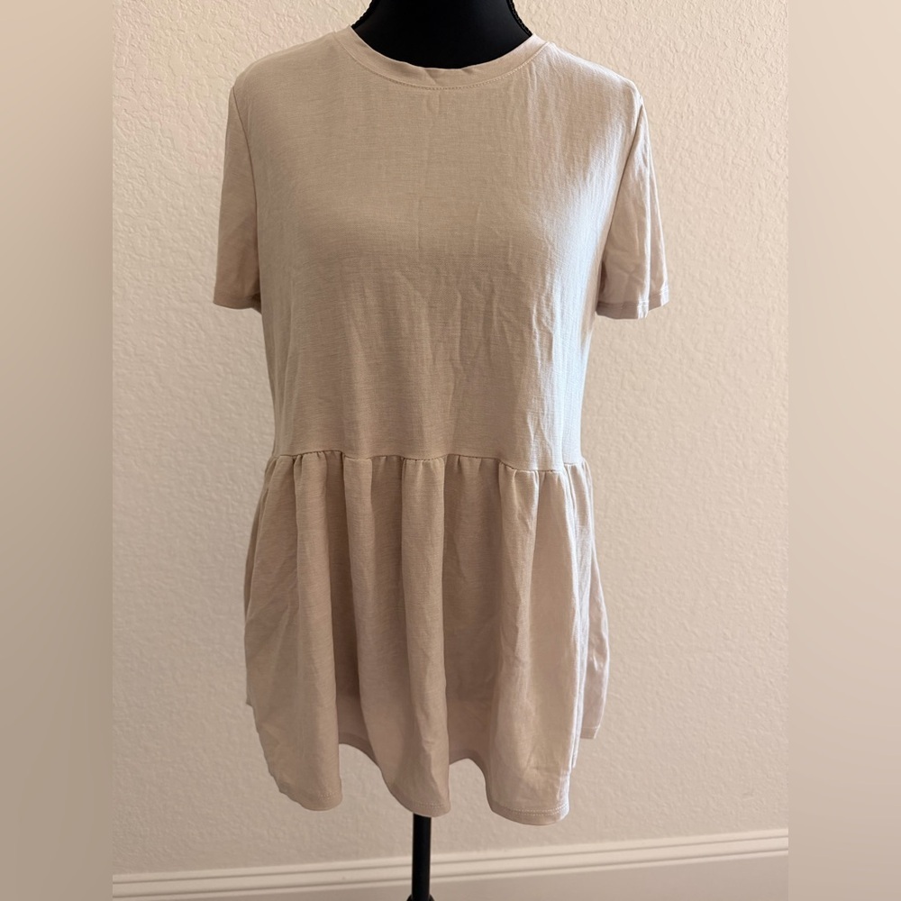 ZARA Women’s Romantic Beige Short Sleeve Top